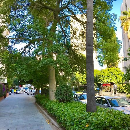Neptuno Marbella Apartment Bagian luar foto