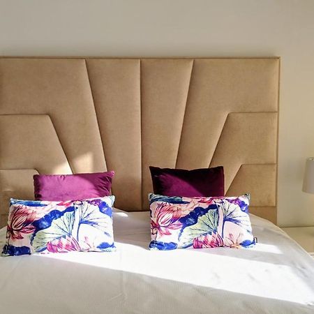 Neptuno Marbella Apartment Bagian luar foto